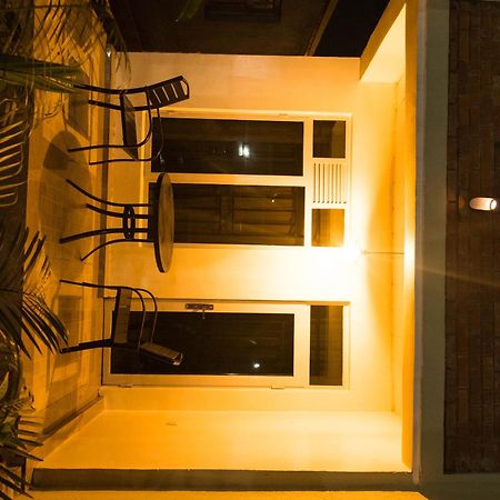 Avisha Town Hotel Кигали Экстерьер фото
