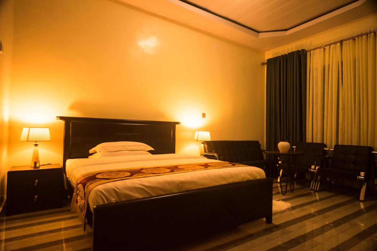 Avisha Town Hotel Кигали Экстерьер фото